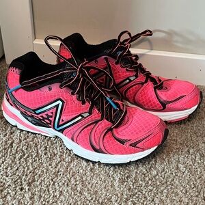 New Balance Revlite 870